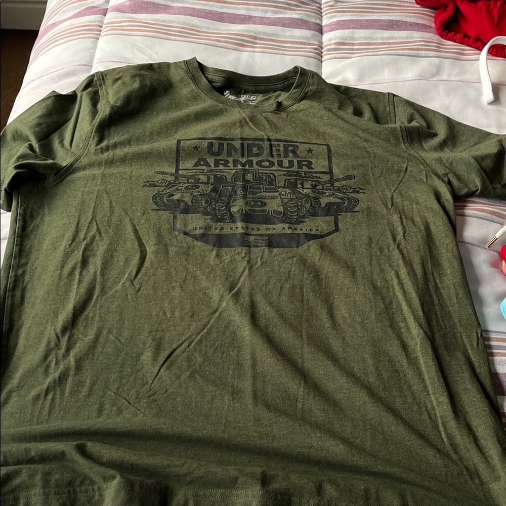 Under Armour Men's Olive Graphic Tee